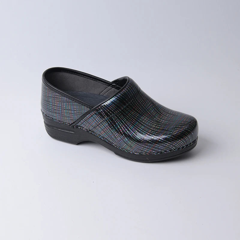 Clogs for Women - Wavy Flowy Lines